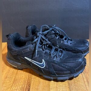 Nike  Trail running alvord series sneakers size 8.5
